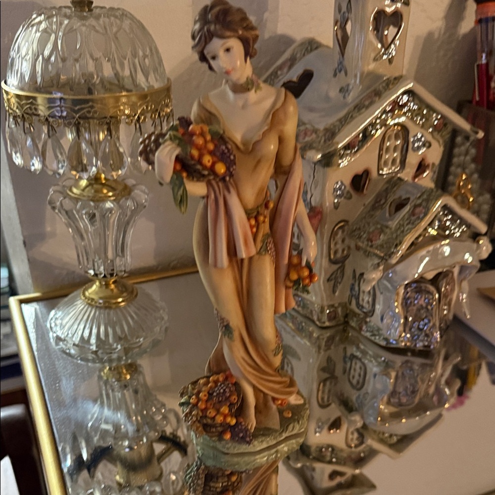 Home Interiors Elegant Figurine with Gold and Cream Accents